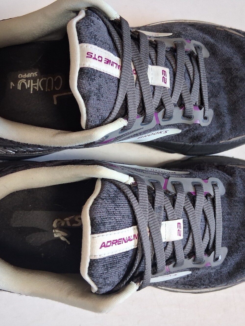 Brooks Women's Adrenaline GTS 23 Athletic Running Sneakers 8 Medium - Picture 4 of 7